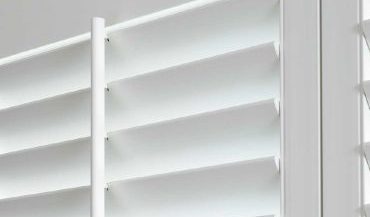 Traditional-Shutters-1-qycufii5n505v99hp0v1iwlveodfdesz0411bpvwgm